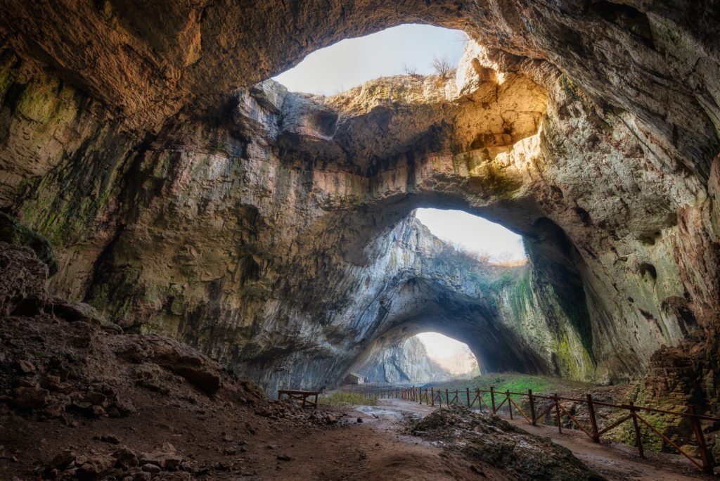 La grotta magica